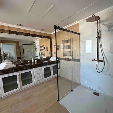 아파트 Amazing Modern Penthouse With Panoramic View 마르베야