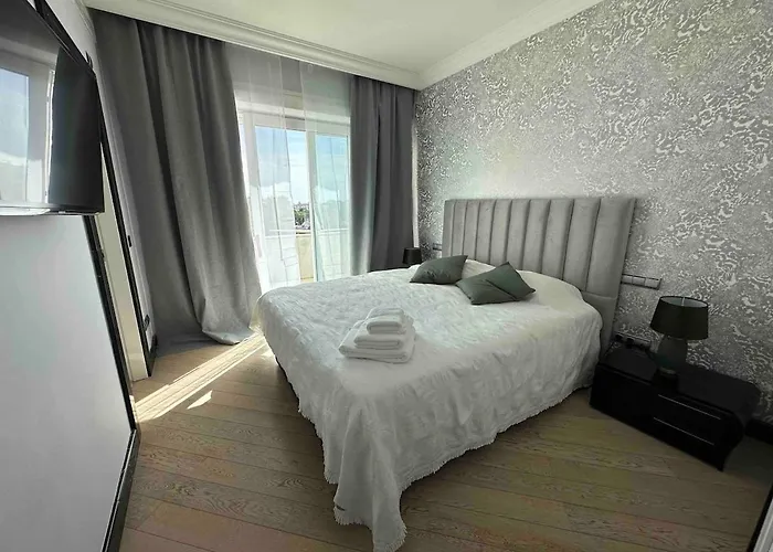 Daire Amazing Modern Penthouse With Panoramic View *
